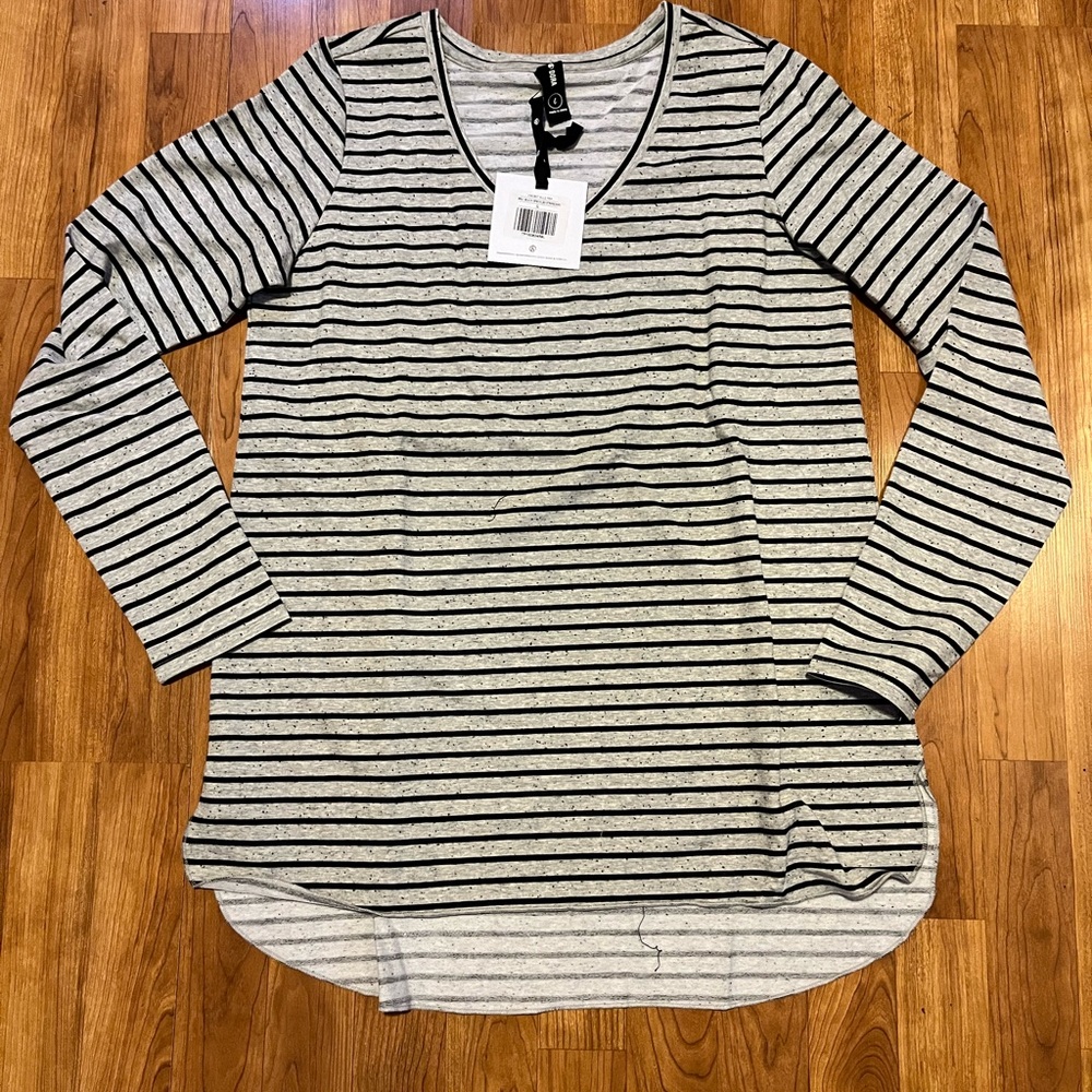 🆕 NWT Agnes & Dora Vincent Hi-Lo Top, L